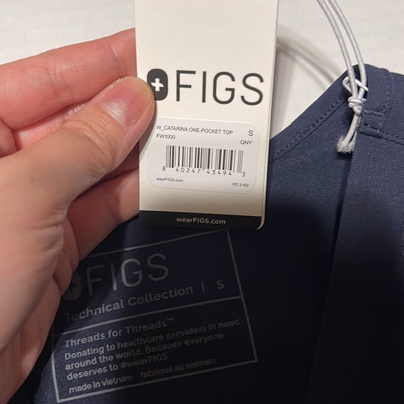 Figs Women's Scrub Set (Quiet Navy) - Picture 4 of 13